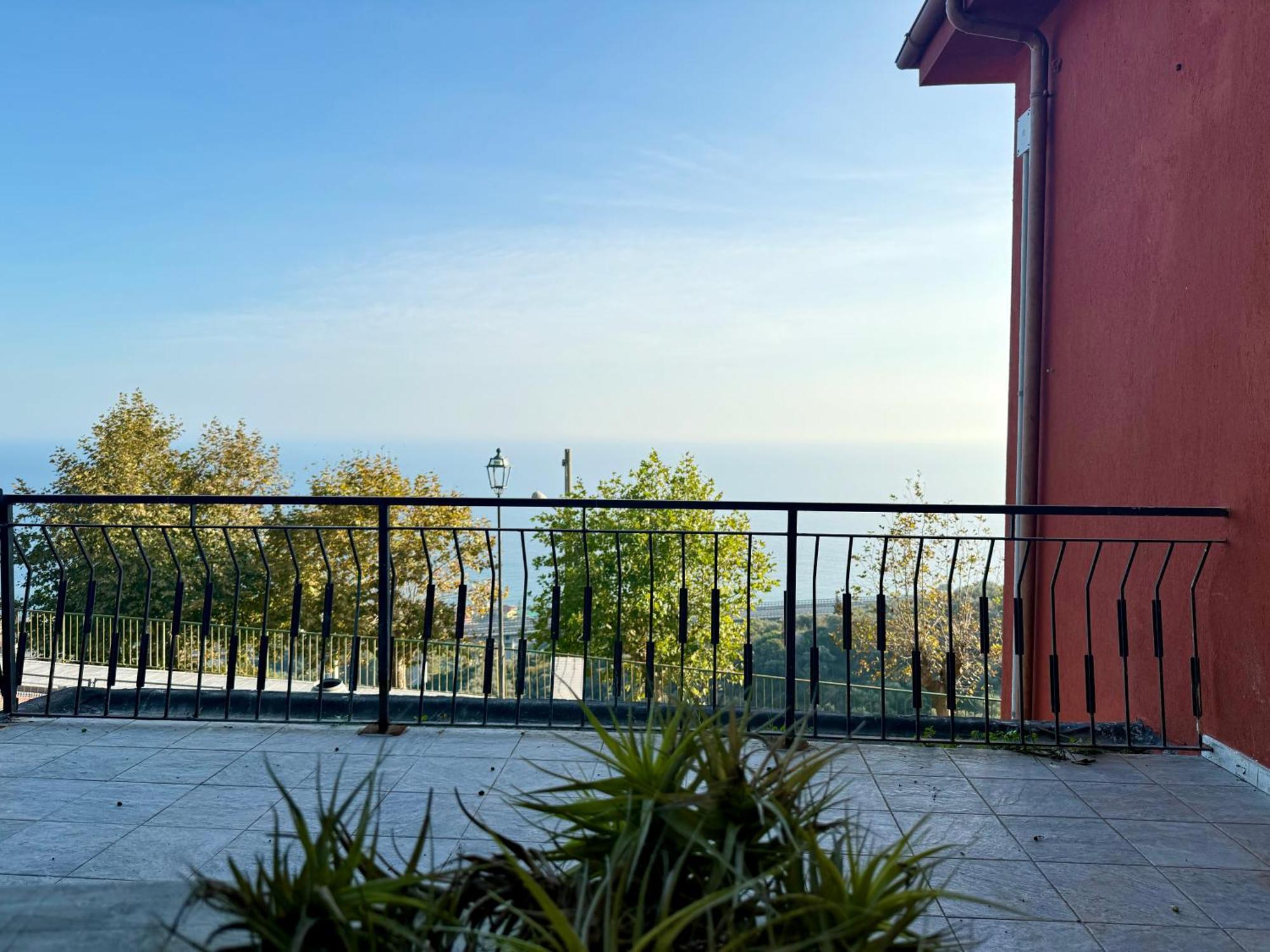 Villa Cielo Costarainera Exteriör bild